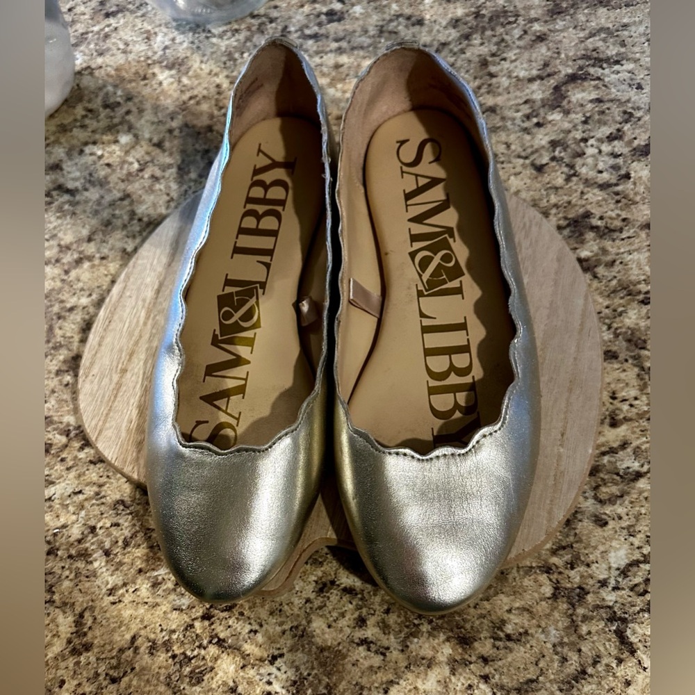 ***SOLD***Sam & Libby Sz 7 Gold Ballet Flats Cinderella Girlhoodcore Metalli - Picture 6 of 10